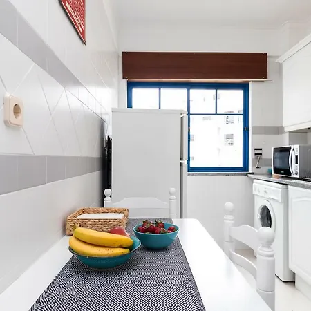 Om Free Caparica Beach House Ii Апартаменты