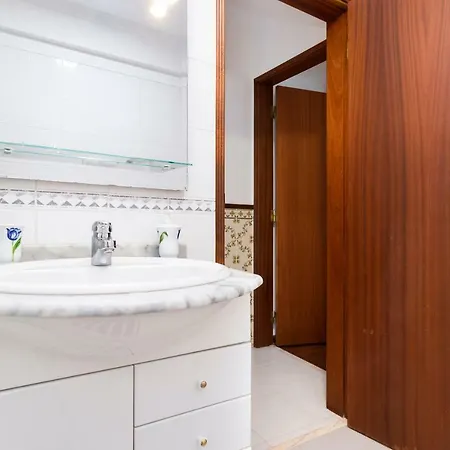 Om Free Caparica Beach House Ii *