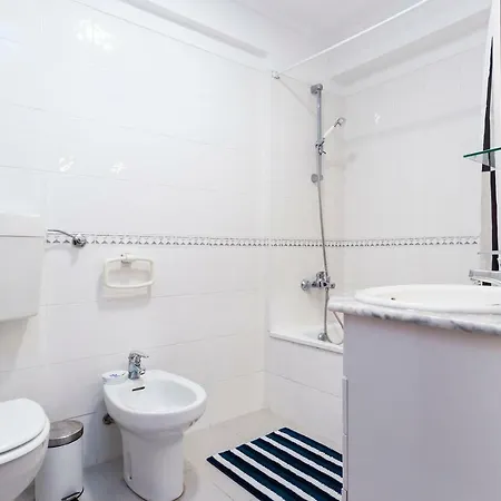 Om Free Caparica Beach House Ii Апартаменты