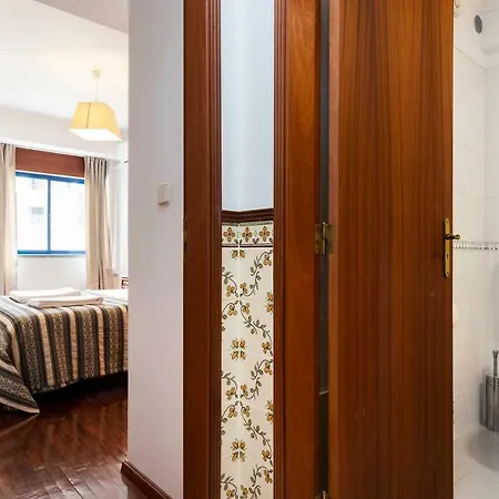 Апартаменты Om Free Caparica Beach House Ii Кошта-да-Капарика